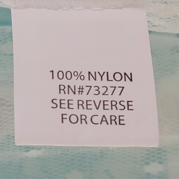 Gorgeous Vylette white lace tiered maxi Swim cover-up size M - Picture 6 of 8